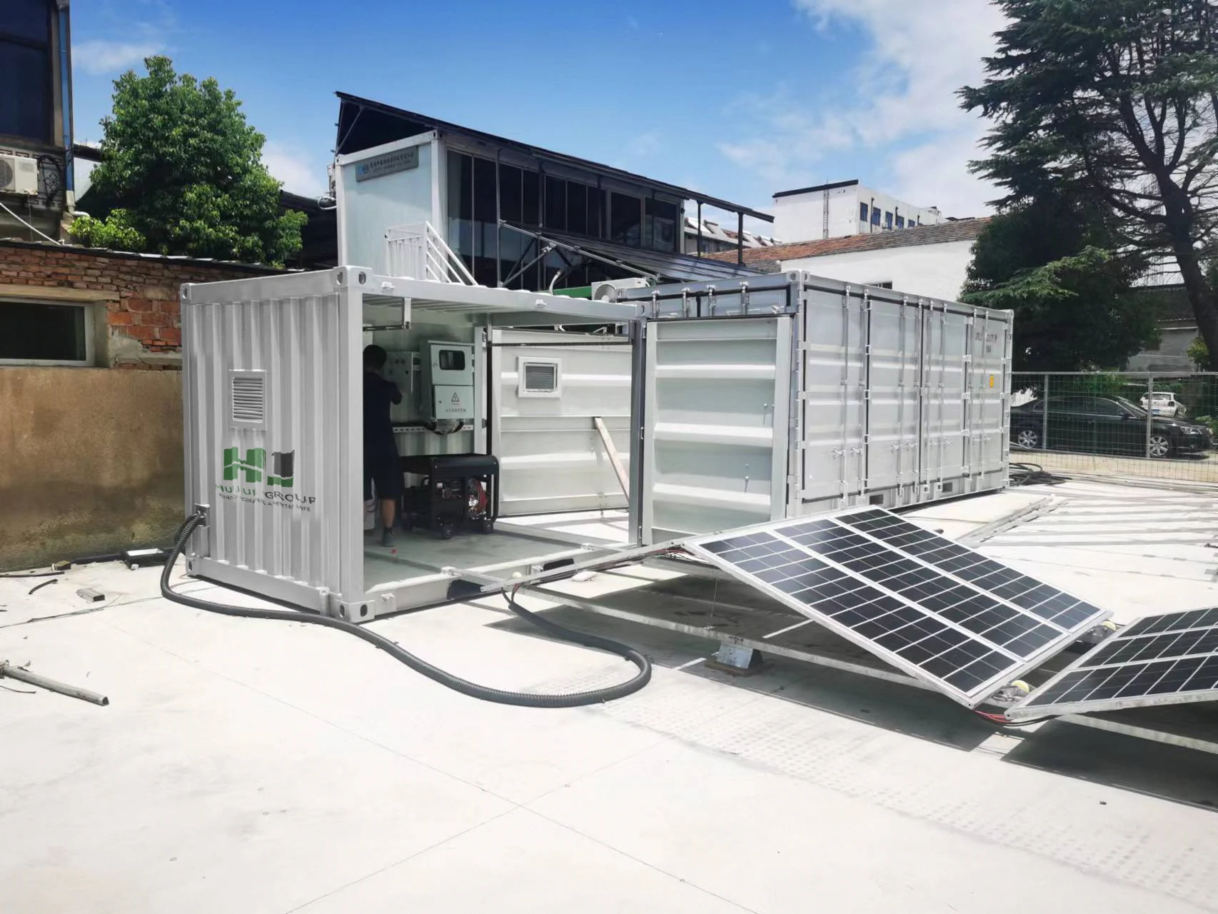 Mobile Collapsible Solar PV Container